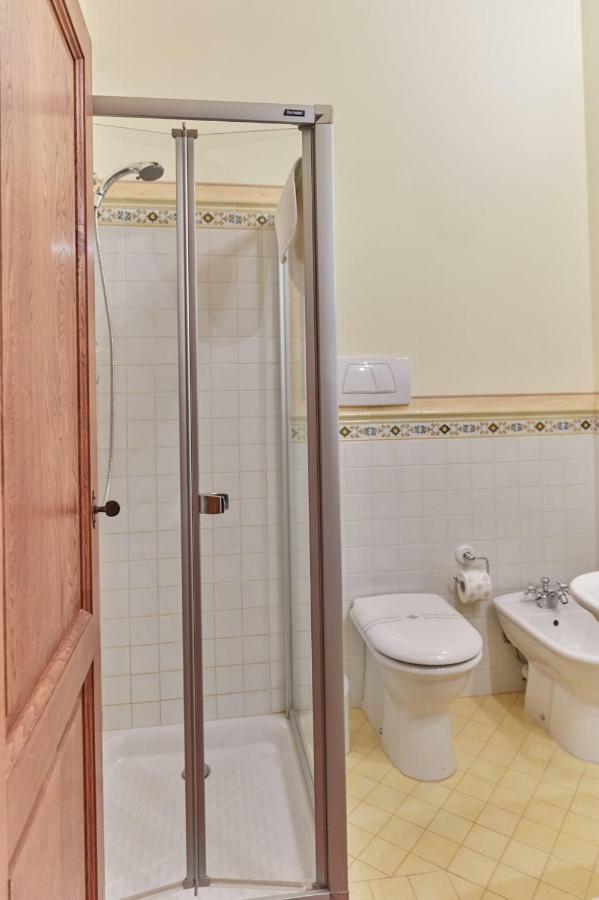 La Magnifica B&B Fauglia Dış mekan fotoğraf